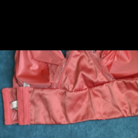 NWT Victoria's Secret soft atlas bralette bra rose pink size M Xmas Gift - Picture 6 of 7